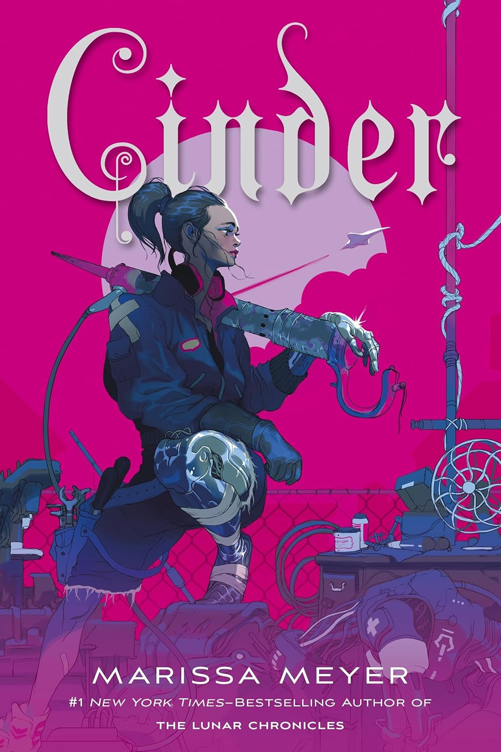 Cinder : Book One of the Lunar Chronicles 1