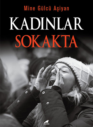 Kadınlar Sokakta