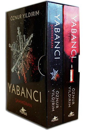 Yabancı Kutulu Özel Set (2 Kitap)